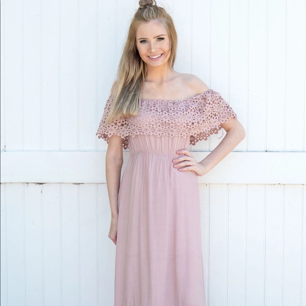 Evangeline Maxi Ooh La Luxe - Size Medium